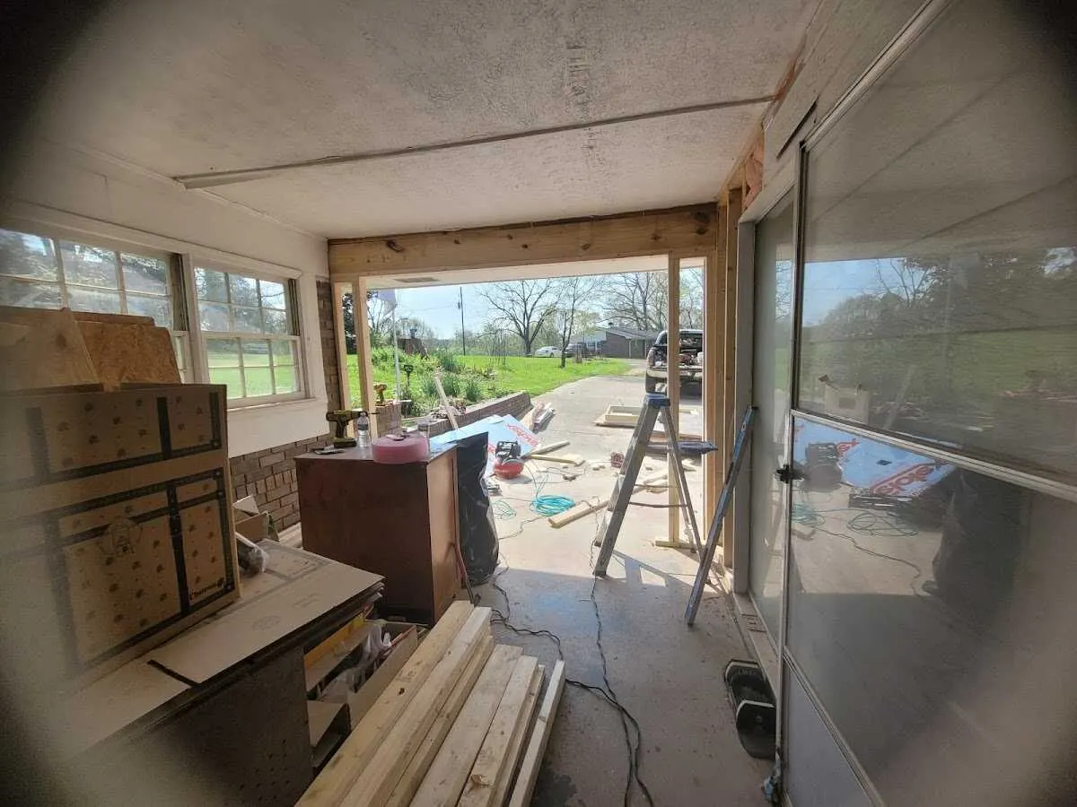 Air movers and dehumidifier for Drying & Dehumidification in Munster